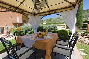 Villa Sassina by Mmega