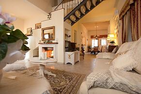 Villa Sassina by Mmega