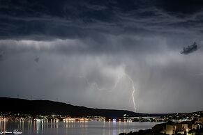 Comfy Little Couple Apartment a3