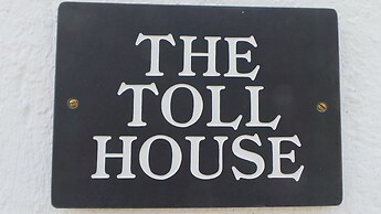 the Welsh Toll House