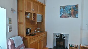 the Welsh Toll House