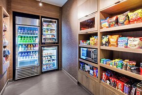Fairfield Inn & Suites by Marriott Grand Rapids North