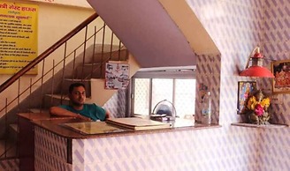 Goroomgo Gayatri Guest House Haridwar