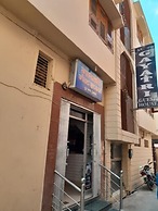 Goroomgo Gayatri Guest House Haridwar