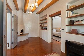 Ranchitos - Private Luxury Home With Swimming Pool