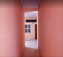Goroomgo swastik Guest House Varanasi