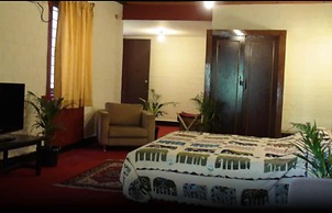 Goroomgo swastik Guest House Varanasi