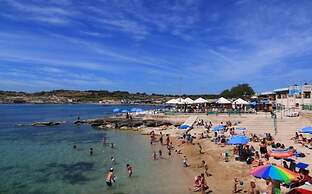 Sea View 2 Bed Apartment Close to Beach Hpi6768