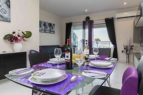 Sea View 2 Bed Apartment Close to Beach Hpi6768