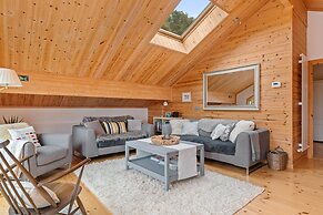 Lodge 5 Longbury - Luxury Lodge Woodland Views Restaurant and Spa Faci