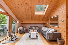 Lodge 5 Longbury - Luxury Lodge Woodland Views Restaurant and Spa Faci