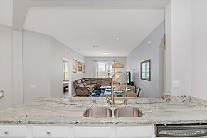 Luxurious 3BD Home Close to Convention Center and Themed Parks! #3vc20