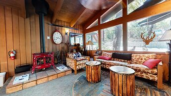 Mammoth Estates 113 Large Pet-Friendly Townhome, Walk to The Village, 