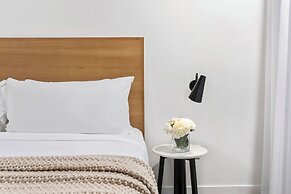 UPSUN HOTEL & SOCIAL CLUB