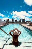 UPSUN HOTEL & SOCIAL CLUB