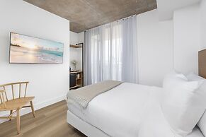 UPSUN HOTEL & SOCIAL CLUB