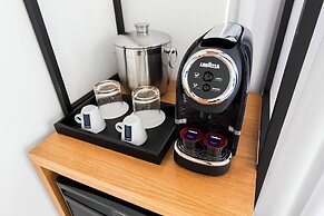 UPSUN HOTEL & SOCIAL CLUB