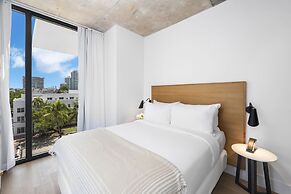 UPSUN HOTEL & SOCIAL CLUB