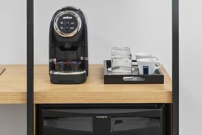 UPSUN HOTEL & SOCIAL CLUB