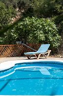 Apartment With Pool and Panorama View