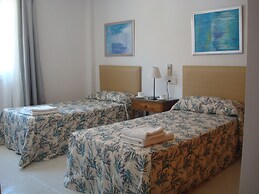 Catalina 3B Apartment Facing the sea