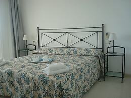 Catalina 3B Apartment Facing the sea