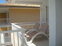 Catalina 3B Apartment Facing the sea