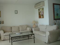 Catalina 3B Apartment Facing the sea