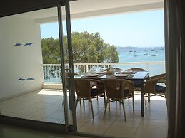 Catalina 3B Apartment Facing the sea
