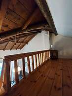 Beautiful House Located on a Hill in Samos Island, 400 m From an Organ