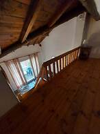 Beautiful House Located on a Hill in Samos Island, 400 m From an Organ