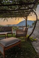 House With With a Spectacular sea View