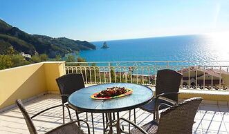 Natalia Loft Apartment C With Panoramic sea Views of Agios Gordios bay