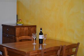 Luxurious Holiday Home With Private Patio, Tuscany, With Panoramic Swi