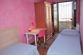 Luxurious Holiday Home With Private Patio, Tuscany, With Panoramic Swi