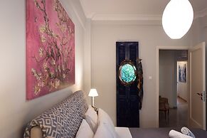 Blue Ark Acropolis Light