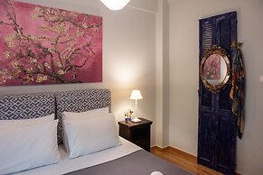 Blue Ark Acropolis Light