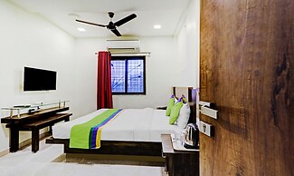 Treebo Trend Hotel Krishna