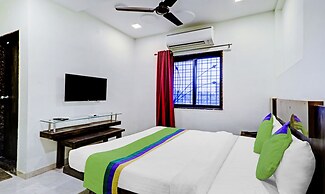 Treebo Trend Hotel Krishna