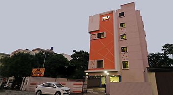 Treebo Trend Hotel Krishna