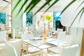 Hotel Agua Beach - Adults Only