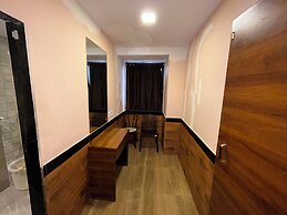Lucky Serviced Apartments – Near BKC