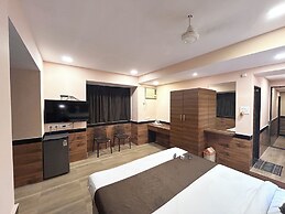 Lucky Serviced Apartments – Near BKC
