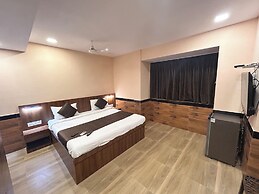 Lucky Serviced Apartments – Near BKC