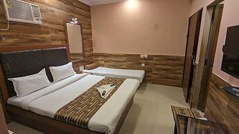 Lucky Serviced Apartments – Near BKC