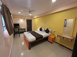 Lucky Serviced Apartments – Near BKC