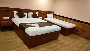 Lucky Serviced Apartments – Near BKC