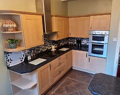 4Br Stunning Sea View Escape-near Snowdonia & Coastal Trails