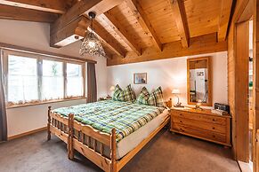 Cozy Attika Apartment