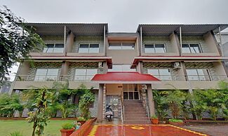 Treebo Paradise Inn, Panchgani